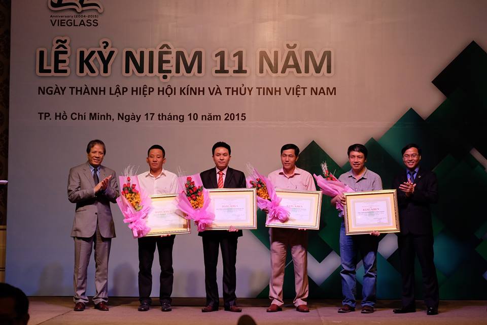 Gala 11th anniversary of establishment of Glass and Glass Association Vietnam