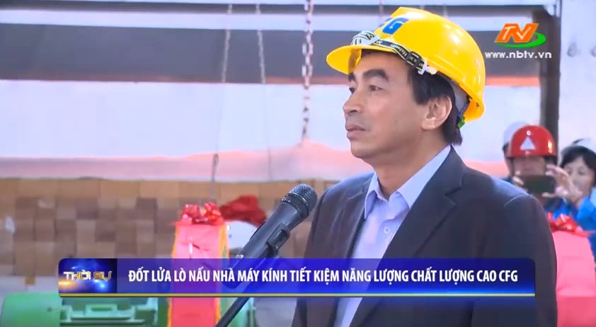 The firing ceremony of the first floating glass production line in Southeast Asia’s largest glass-making complex of INDEVCO Group in Ninh Binh