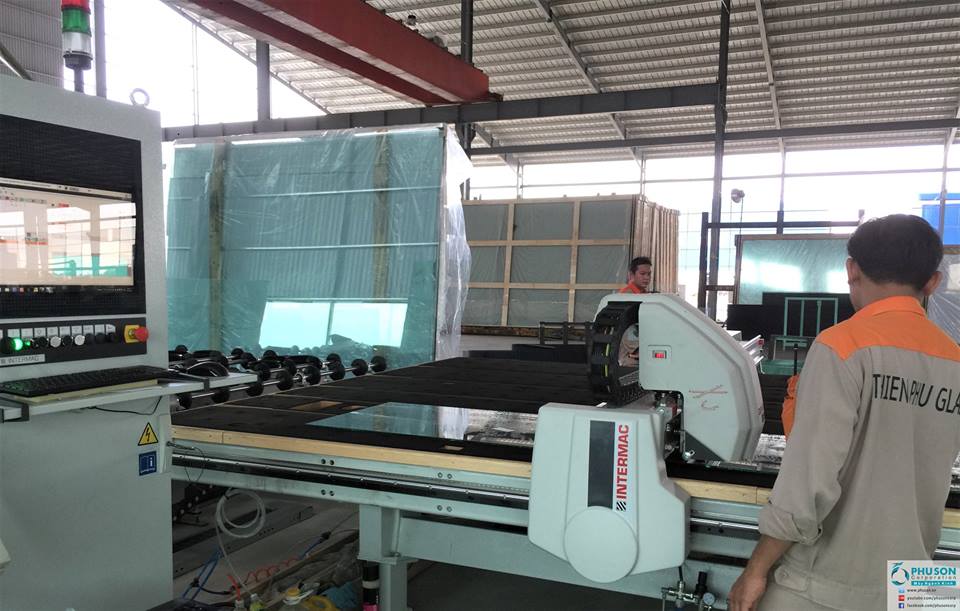 The fifth INTERMAC automatic glass cutting line made in Italay at factory  No.2 THIEN PHU GLASS