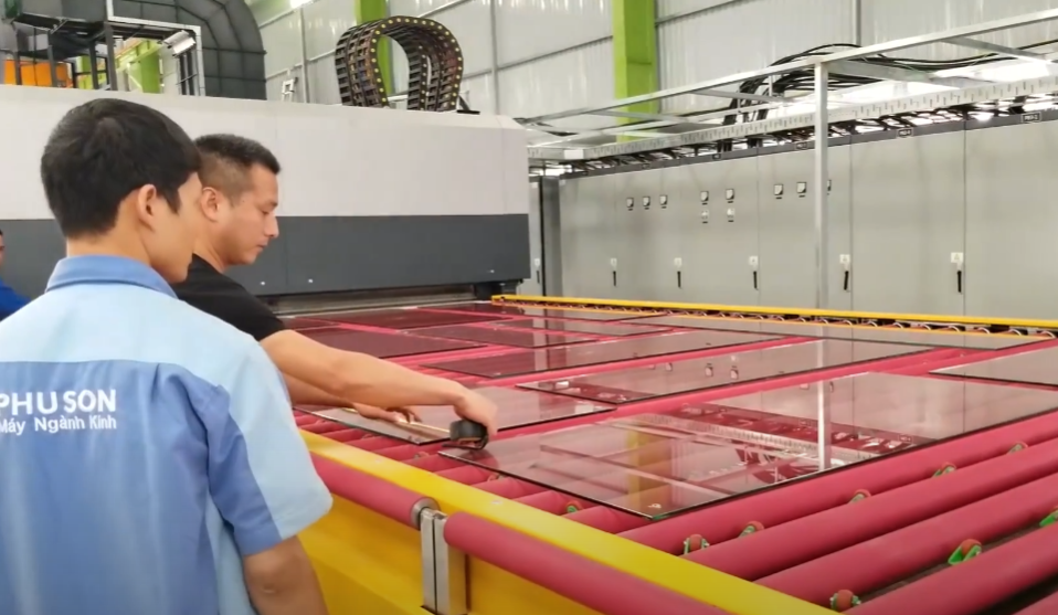 DUC DAT GLASS – Energy-saving and safe glass factory