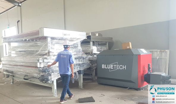 Installed BLUETECH glass washing and drying machine at BMT GLASS factory