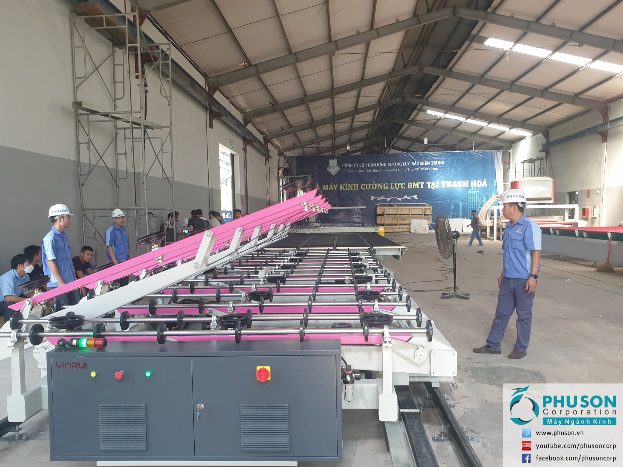 Completed the installation and transfer of the automatic feeding line – CNC cutting – breaking YINRUI large format glass at BMT GLASS factory