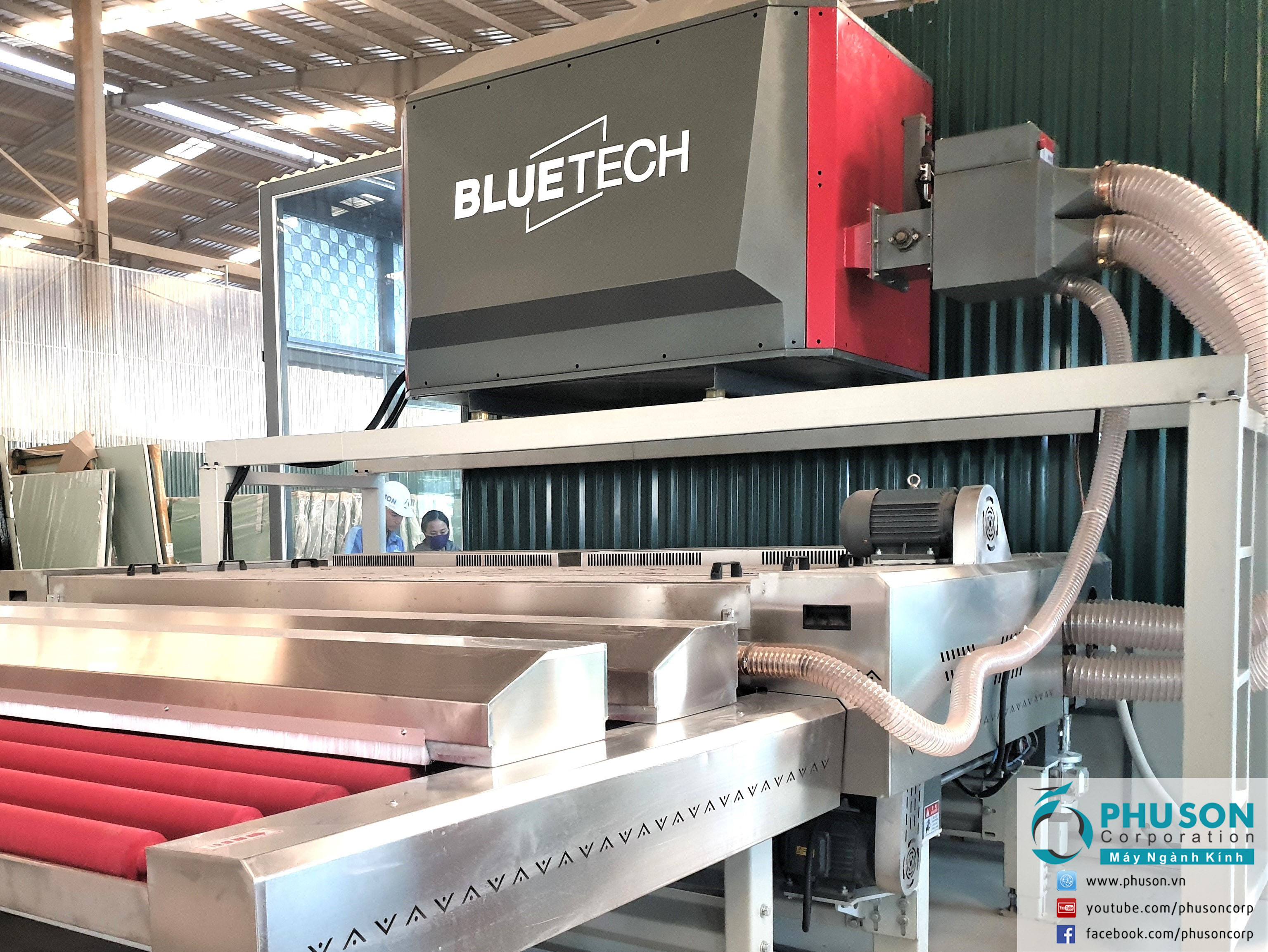 PHU SON Corporation completed installation and technology transfer of BLUETECH automatic high-quality safety laminated glass production line at DAI DUONG GLASS factory.