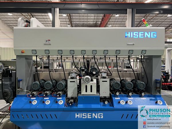 HISENG is testing double edging machine to be ready for PHU SON Corporation to load the container delivering to MINH PHAT GLASS factory.